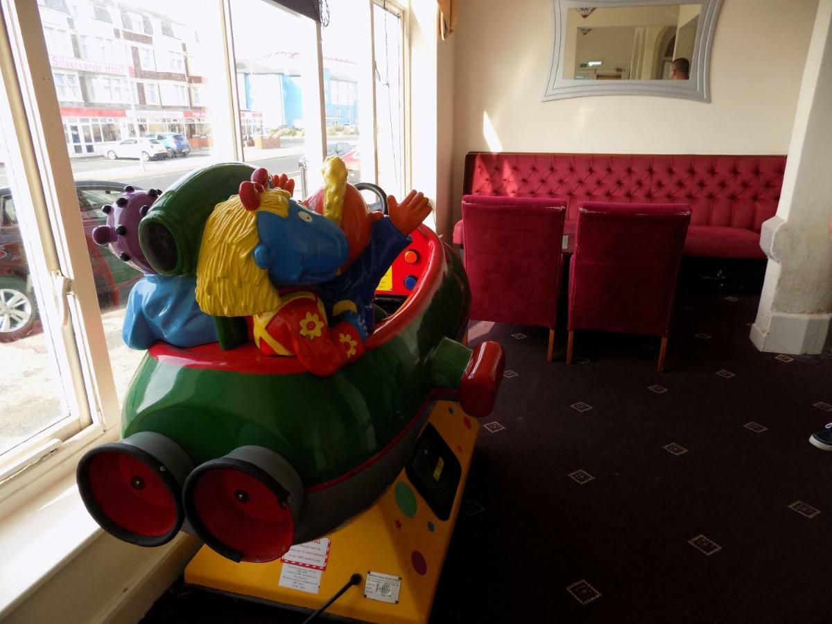 Pleasure Hotel By The Beach. Blackpool Exterior foto